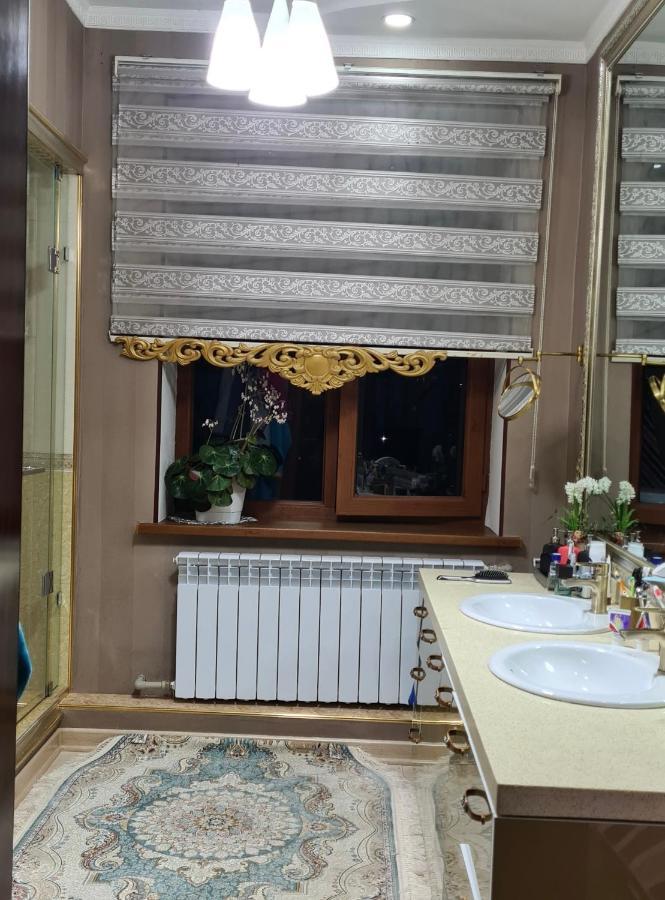 Hostel Sultan Saray Osch Exterior foto