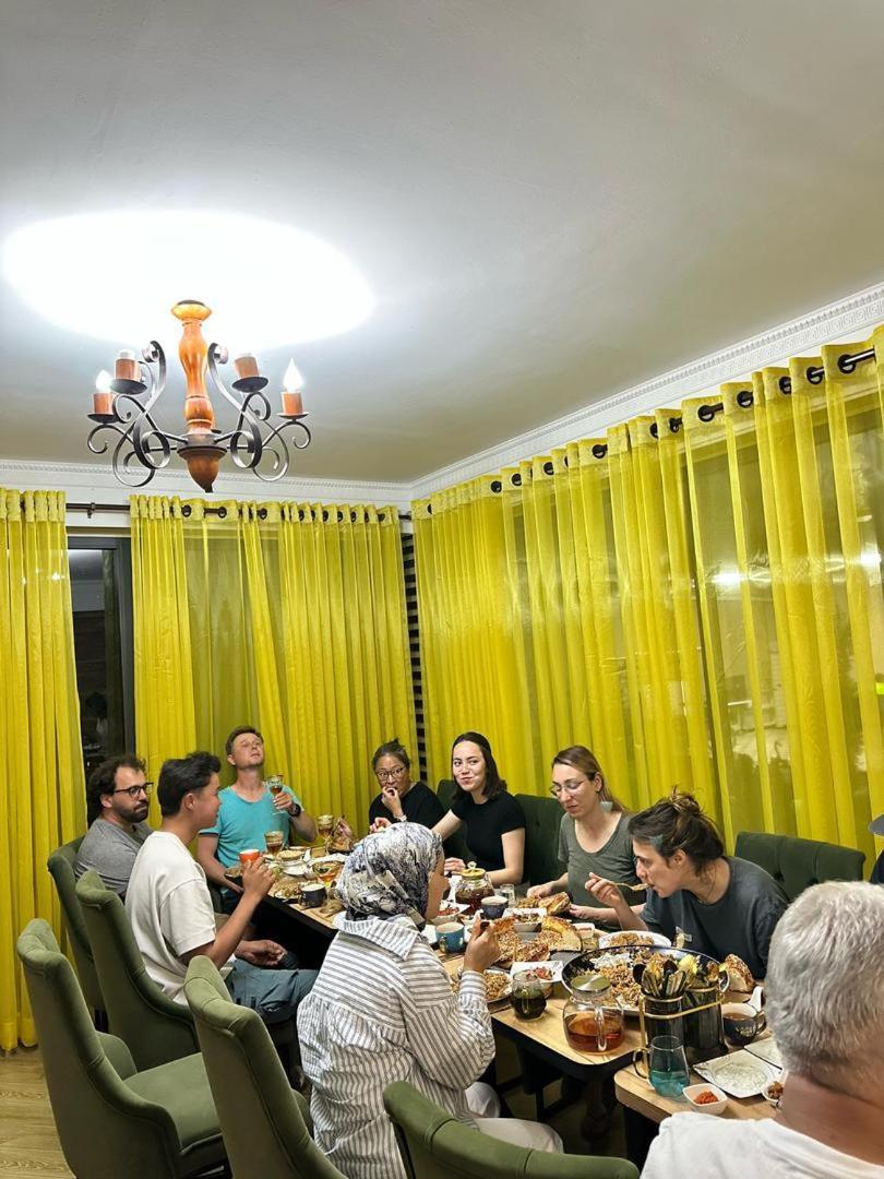 Hostel Sultan Saray Osch Exterior foto