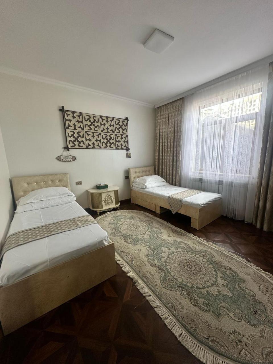 Hostel Sultan Saray Osch Exterior foto