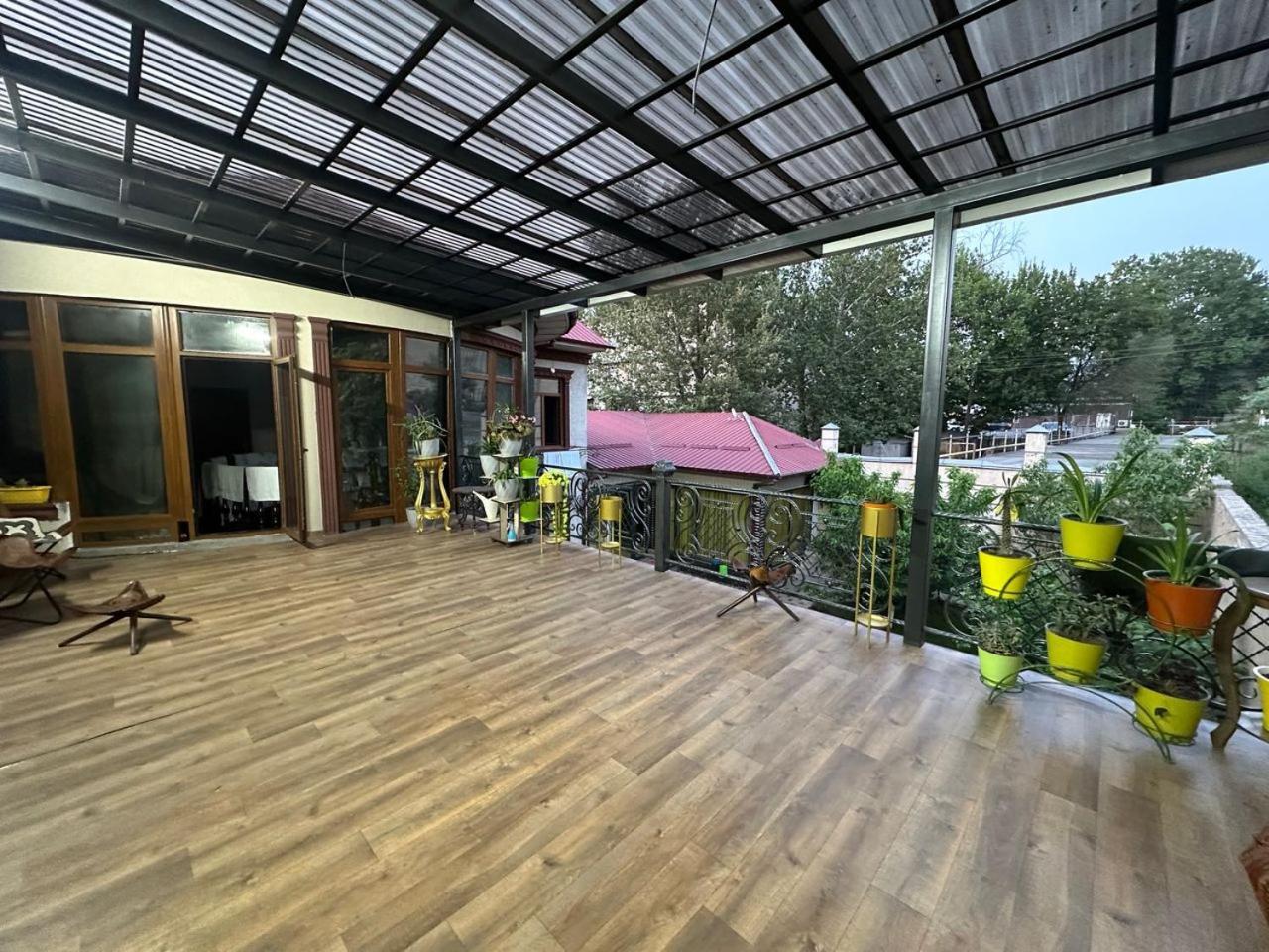 Hostel Sultan Saray Osch Exterior foto