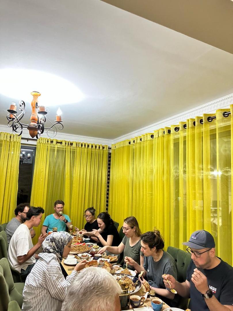 Hostel Sultan Saray Osch Exterior foto
