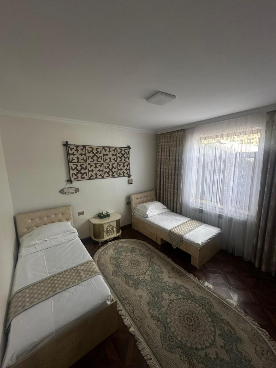 Hostel Sultan Saray Osch Exterior foto