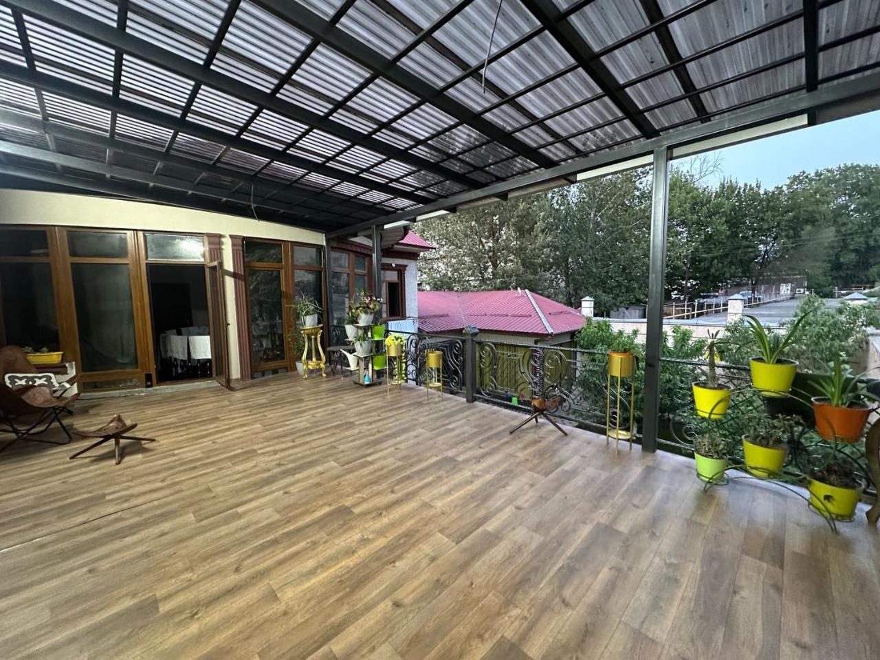 Hostel Sultan Saray Osch Exterior foto